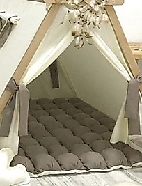 Bonbon Minder _ Adore